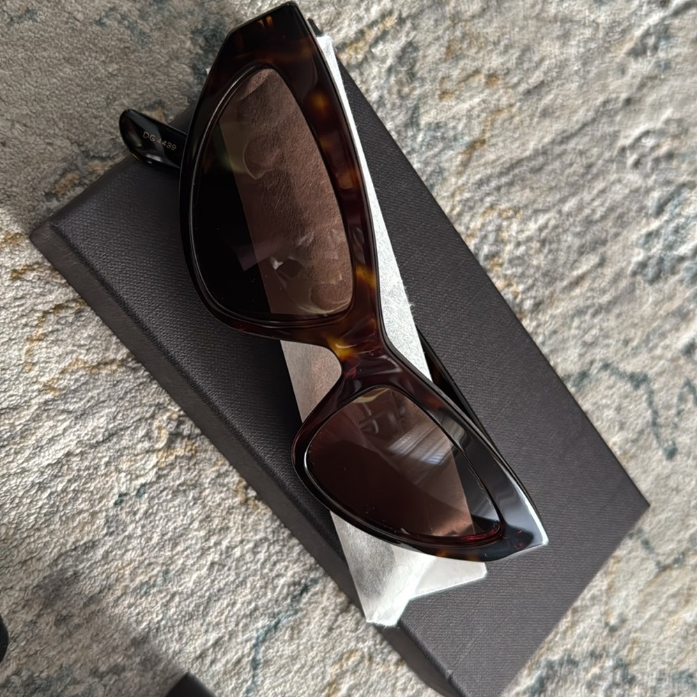 BNWT | Dolce & Gabbana | Women's DG4439 55mm Sunglasses | Case + Box + Accs Incl - Picture 5 of 9